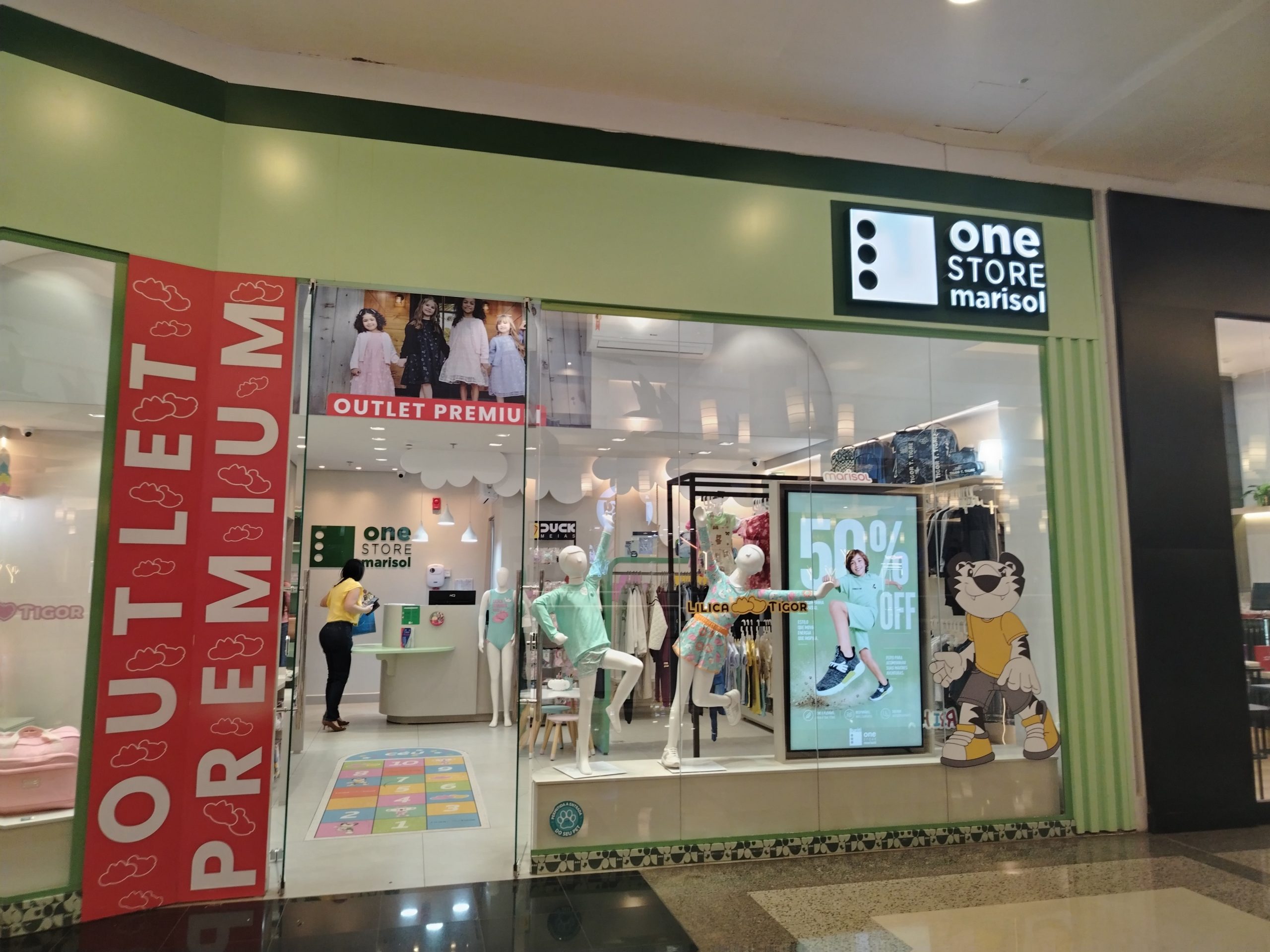 ONE STORE